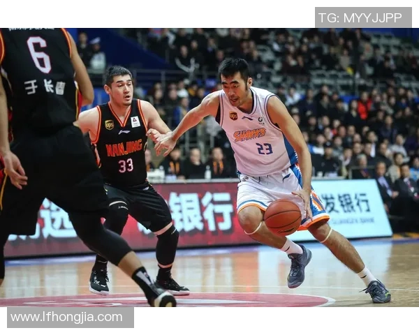 深入分析上海篮球队盯防战术的奥秘与实战应用